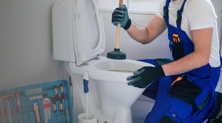 Professional emergency plumbing in Gravette, AR